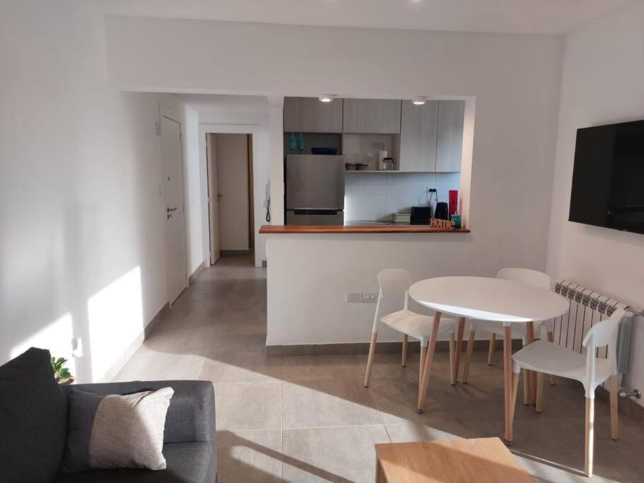 Depto Centrico A Estrenar Con Cochera! Apartment *